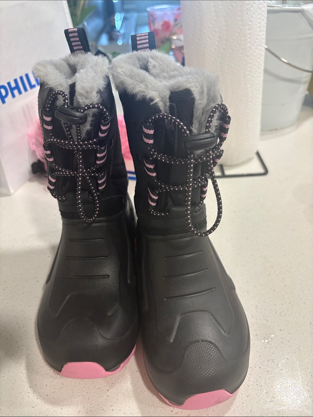 Eddie Bauer Black and Pink Kids Insulated Snow Boots with Faux-Fur Collar